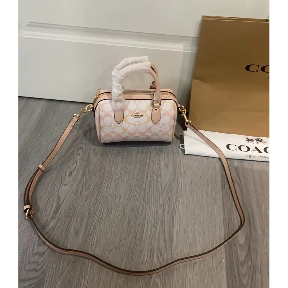 Coach handbag - Picture 2 of 7